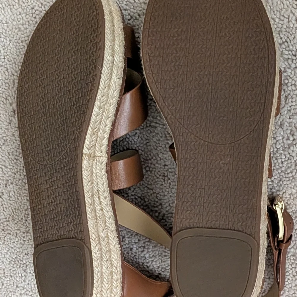 Michael Kors Darby Brown Leather Sandals. 10M Used In Excellent Condition. - Picture 6 of 6